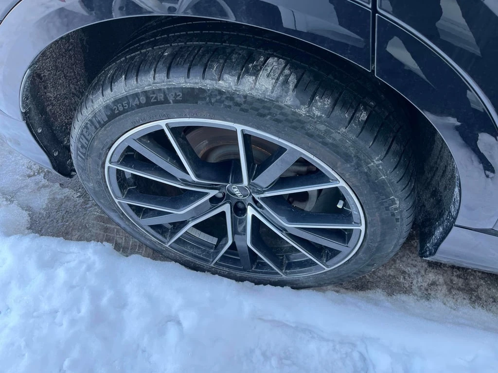 Audi Q8 2019 QUATTRO * ДИСТРОНИК * ОБДУХВАНЕ * 360 *  - изображение 6