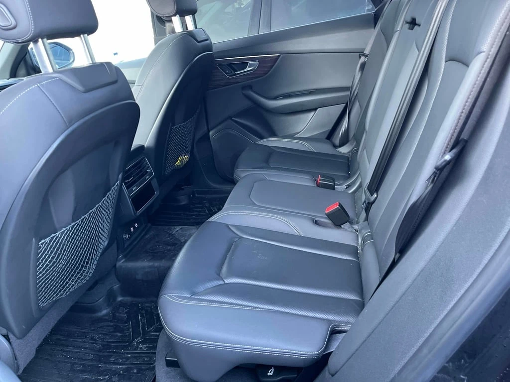 Audi Q8 2019 QUATTRO * ДИСТРОНИК * ОБДУХВАНЕ * 360 *  - изображение 10