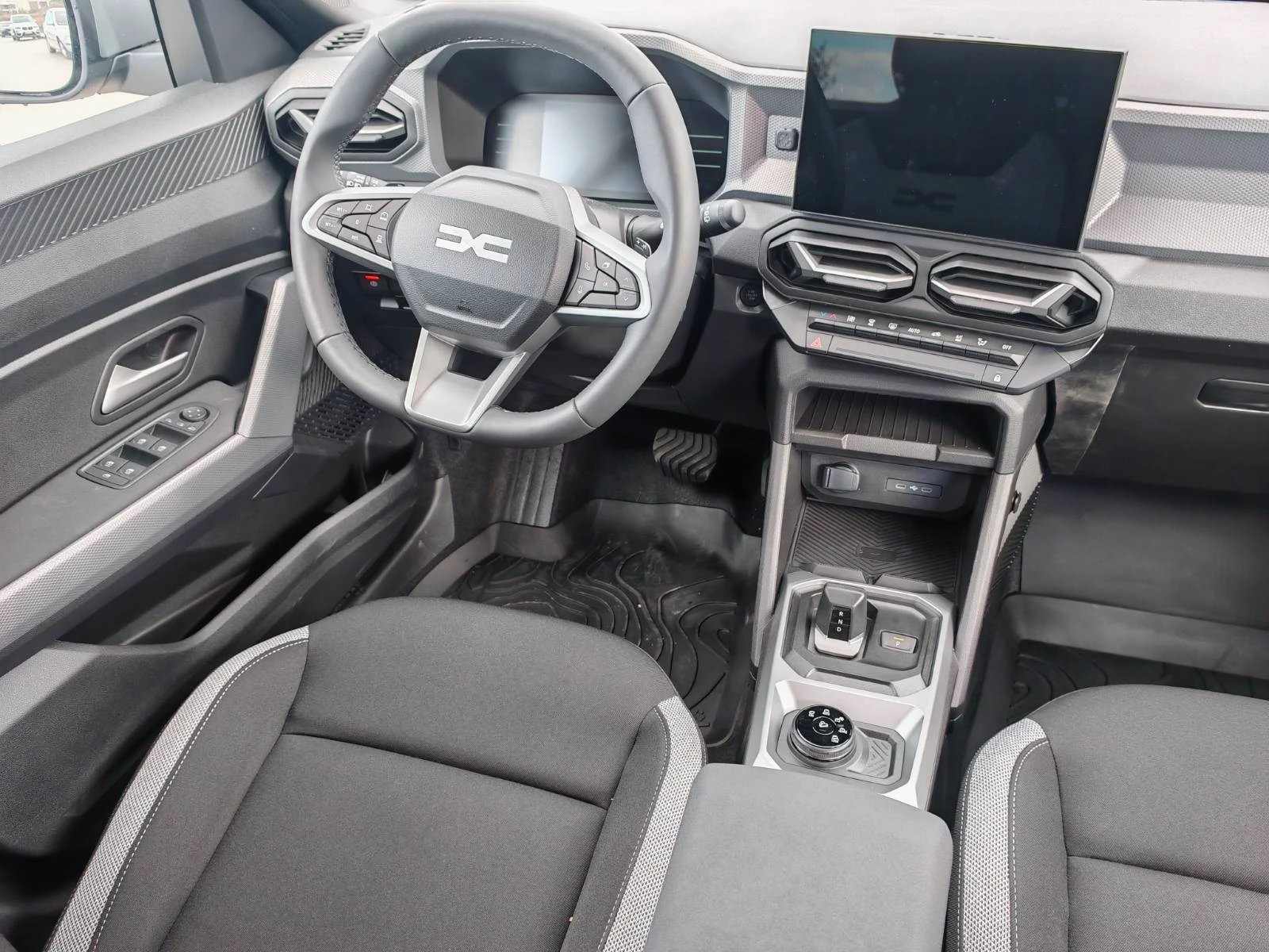 Dacia Duster 2900���� �� ����������, Jurney hybrid-G 150 4x4 | Mobile.bg � ����������� 9