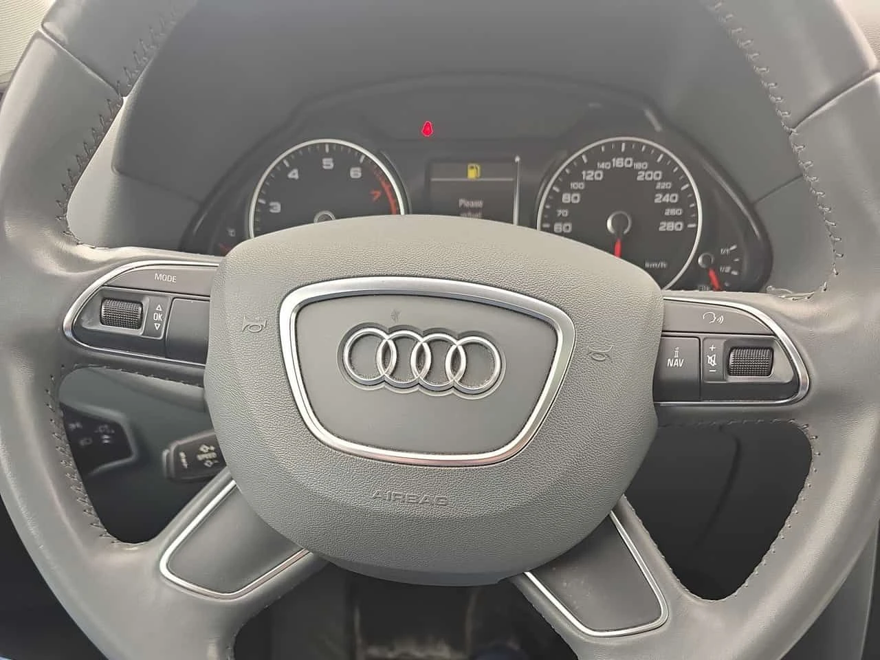 Audi Q5 * 2.0L Technik * CARFAX * ЦЕНА ДО БГ, снимка 11 - Автомобили и джипове - 54247741