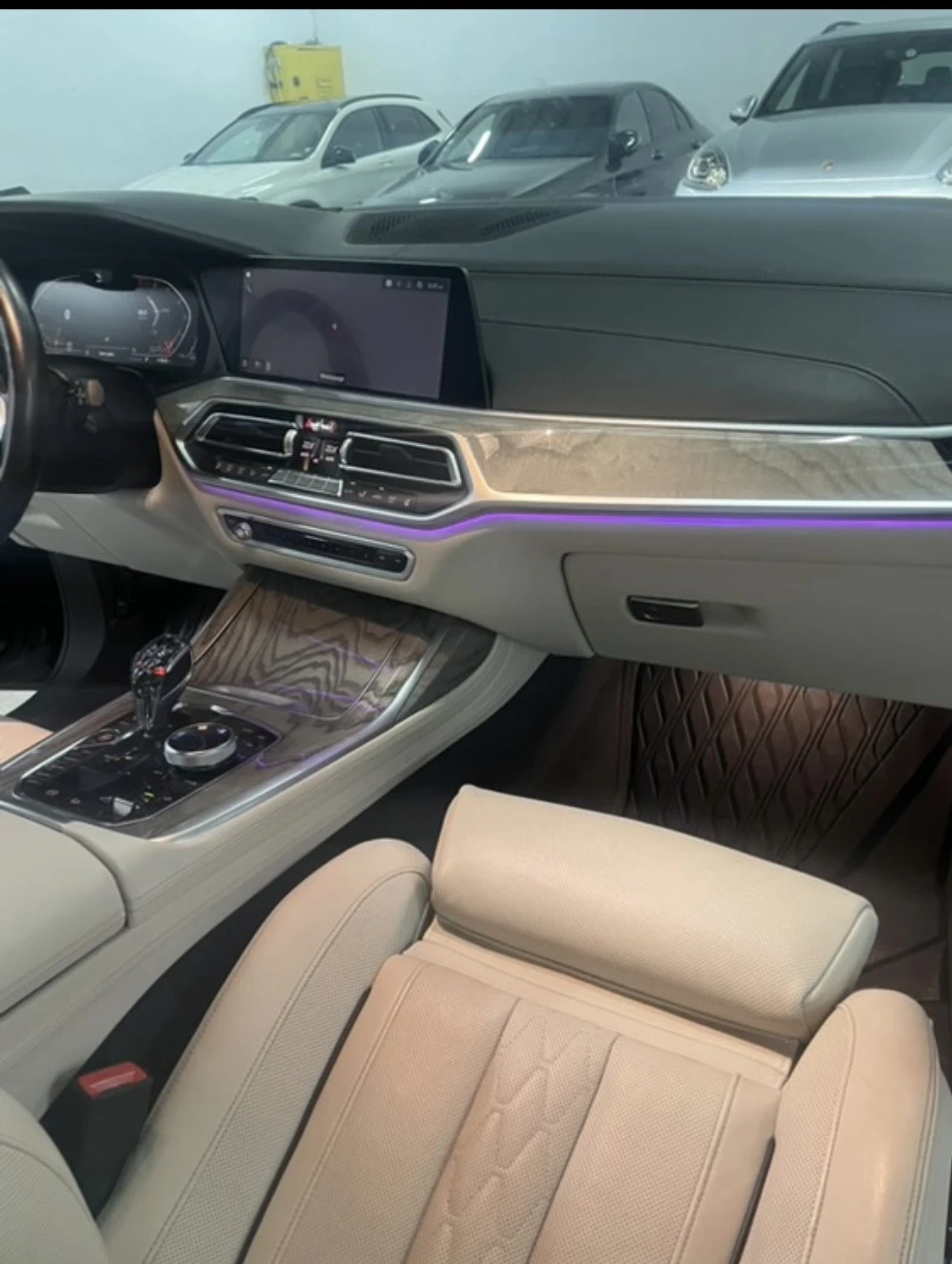 BMW X7 4.0i/Mпак/harman/kardon/360/individual/FULL!!!, снимка 14 - Автомобили и джипове - 55795641
