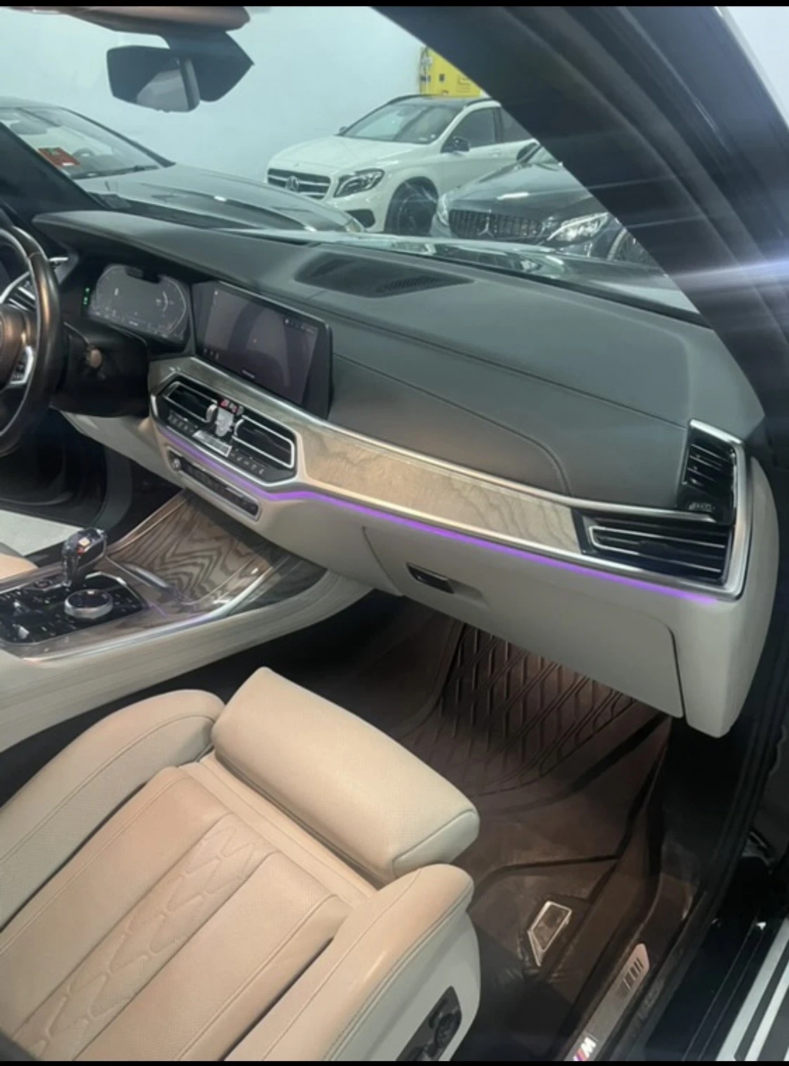 BMW X7 4.0i/Mпак/harman/kardon/360/individual/FULL!!!, снимка 12 - Автомобили и джипове - 55795641
