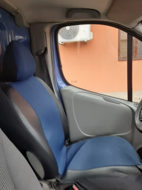 Opel Vivaro 2.0, снимка 2