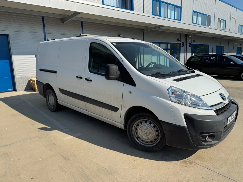 Toyota Proace, снимка 2 - Бусове и автобуси - 50934866