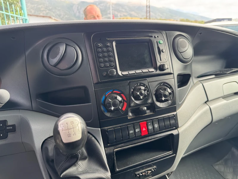 Iveco Daily 3.0HPI* 35C18* NAVI* 7 места* Тристранен самосвал, снимка 6 - Бусове и автобуси - 51792997