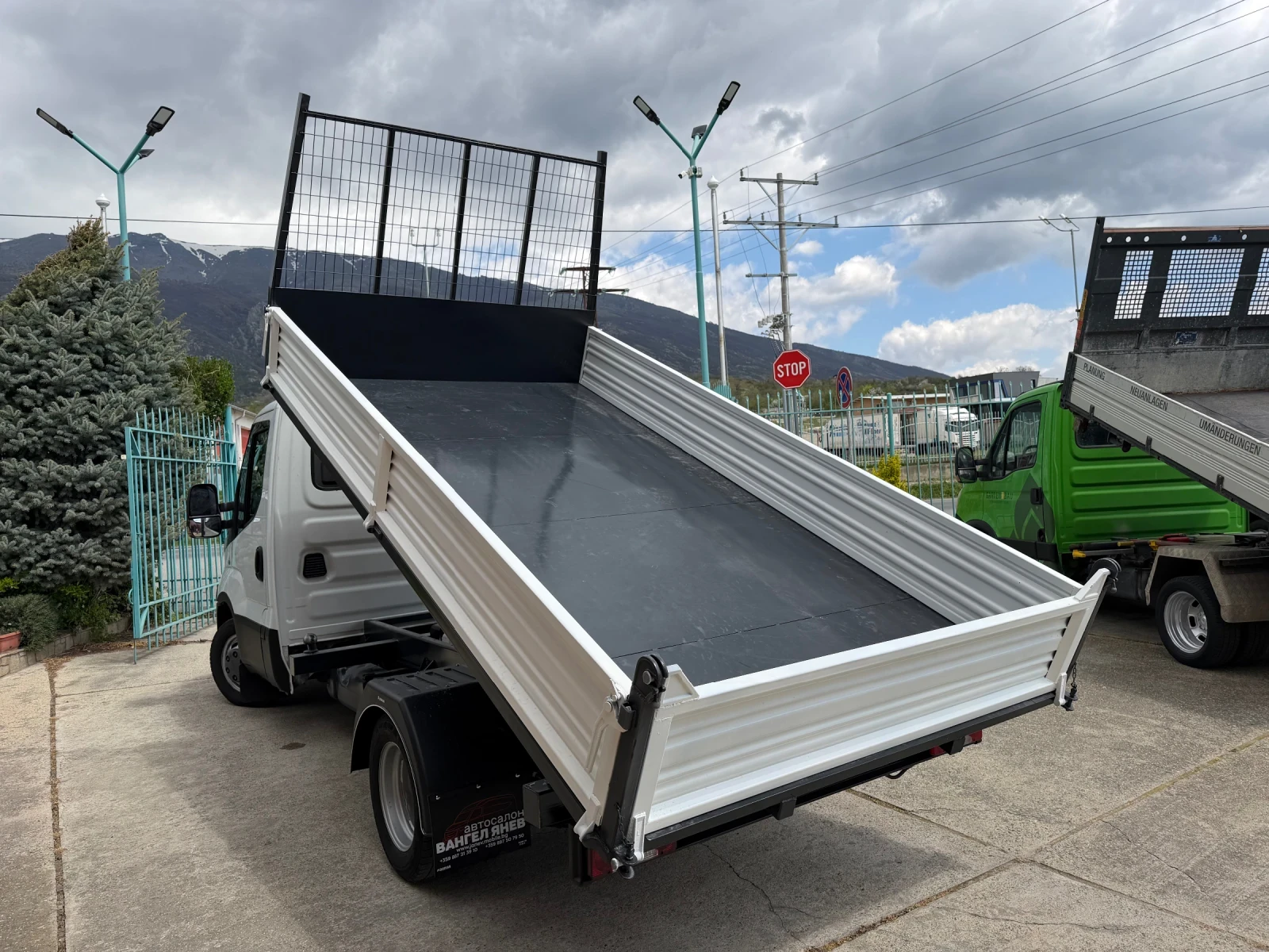 Iveco Daily 3.0HPI* 35C17* Тристранен самосвал* 3.80 метра кош, снимка 10 - Бусове и автобуси - 54149385