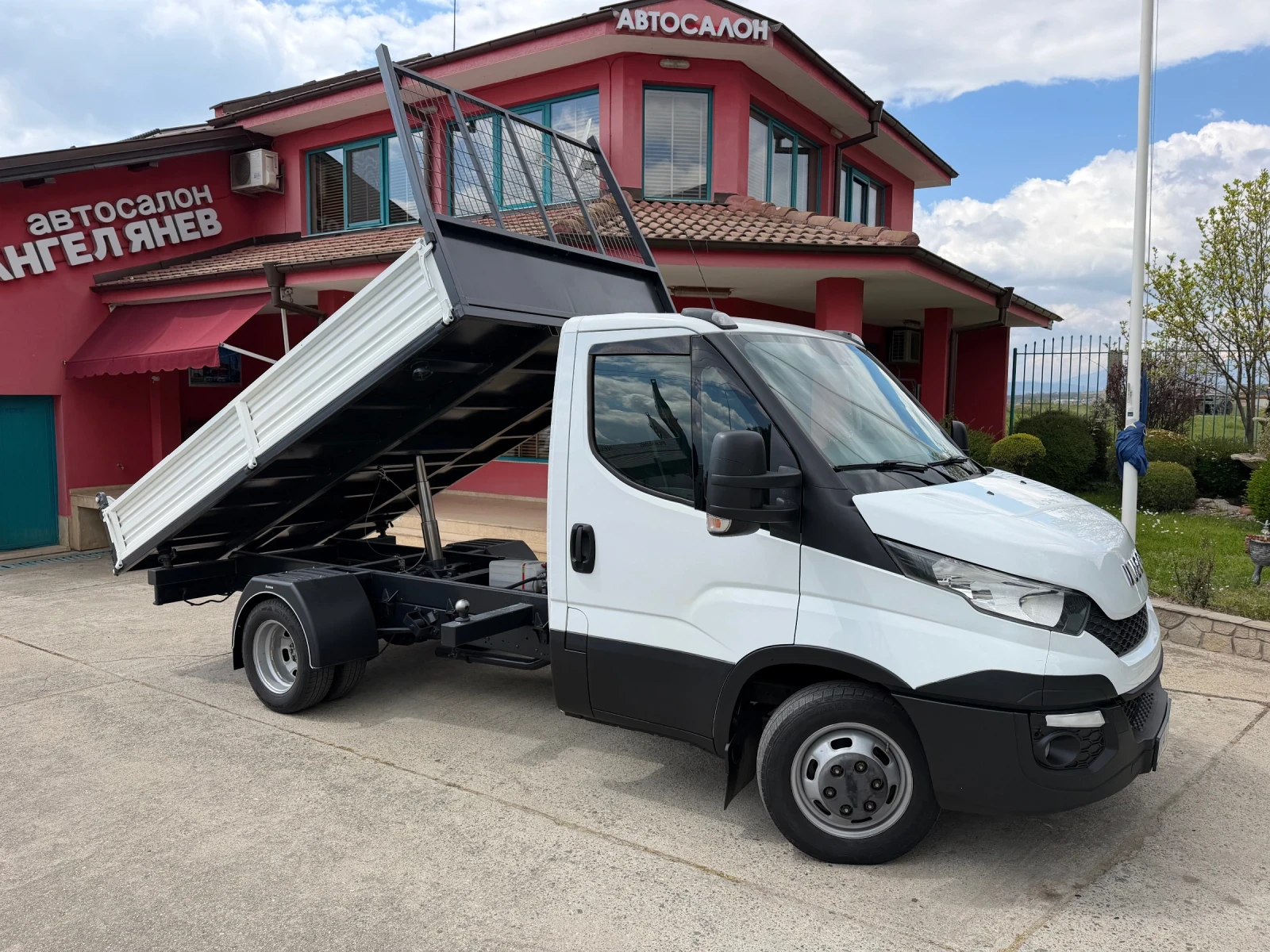 Iveco Daily 3.0HPI* 35C17* Тристранен самосвал* 3.80 метра кош, снимка 16 - Бусове и автобуси - 54149385