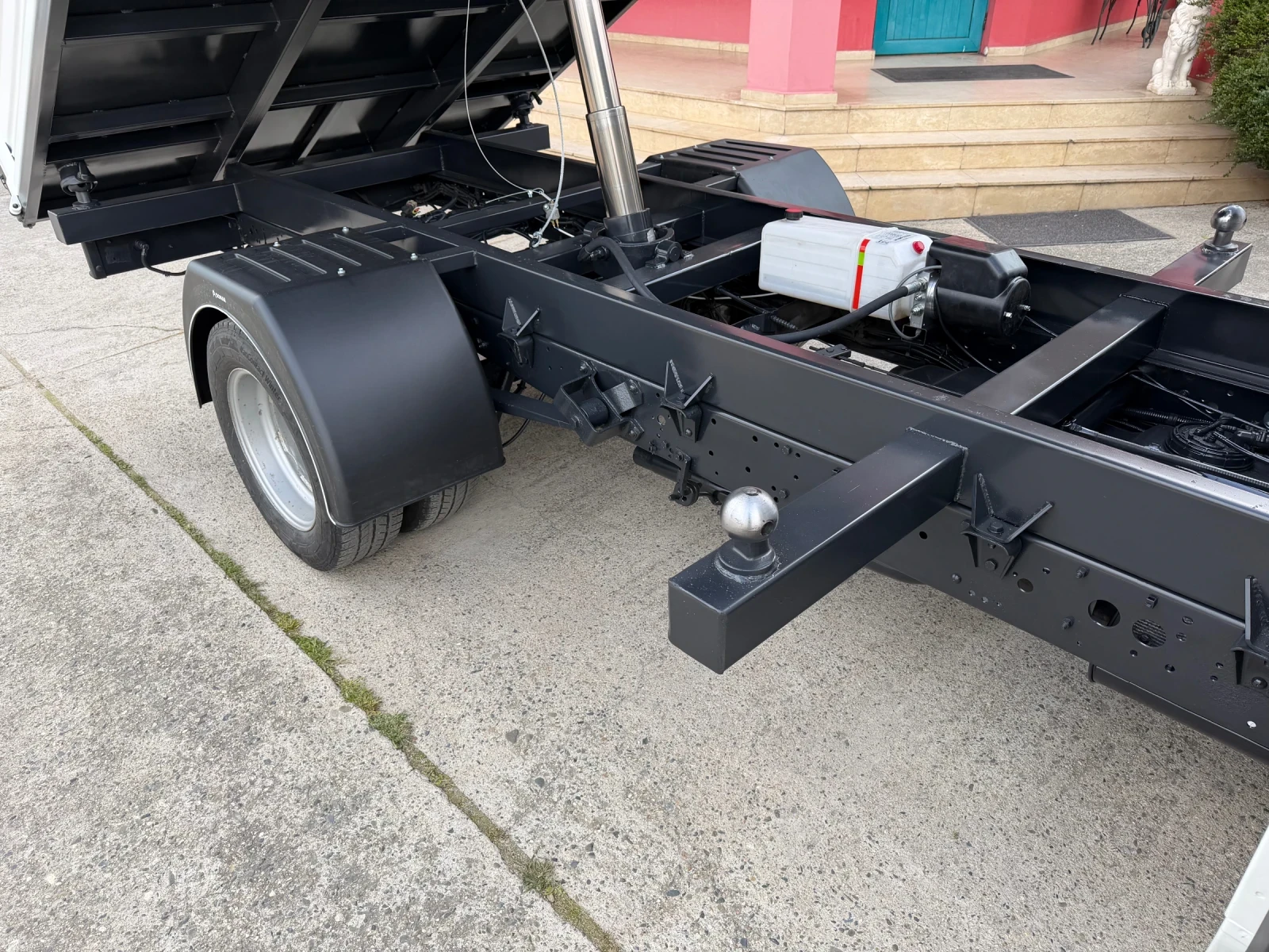 Iveco Daily 3.0HPI* 35C17* Тристранен самосвал* 3.80 метра кош, снимка 13 - Бусове и автобуси - 54149385