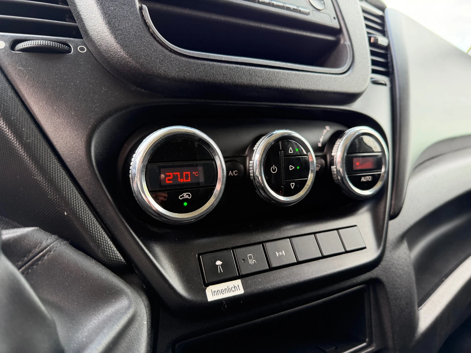 Iveco Daily 3.0HPI* 35C17* Тристранен самосвал* 3.80 метра кош, снимка 5 - Бусове и автобуси - 54149385