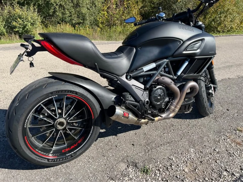 Ducati Diavel CARFAX* АВТОФИНАНСИРАНЕ* БЕЗ ПЪРВОНАЧАЛНА ВНОСКА* , снимка 7 - Мотоциклети и мототехника - 52952167