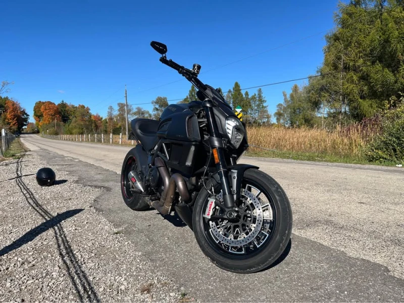 Ducati Diavel CARFAX* АВТОФИНАНСИРАНЕ* БЕЗ ПЪРВОНАЧАЛНА ВНОСКА* , снимка 2 - Мотоциклети и мототехника - 52952167