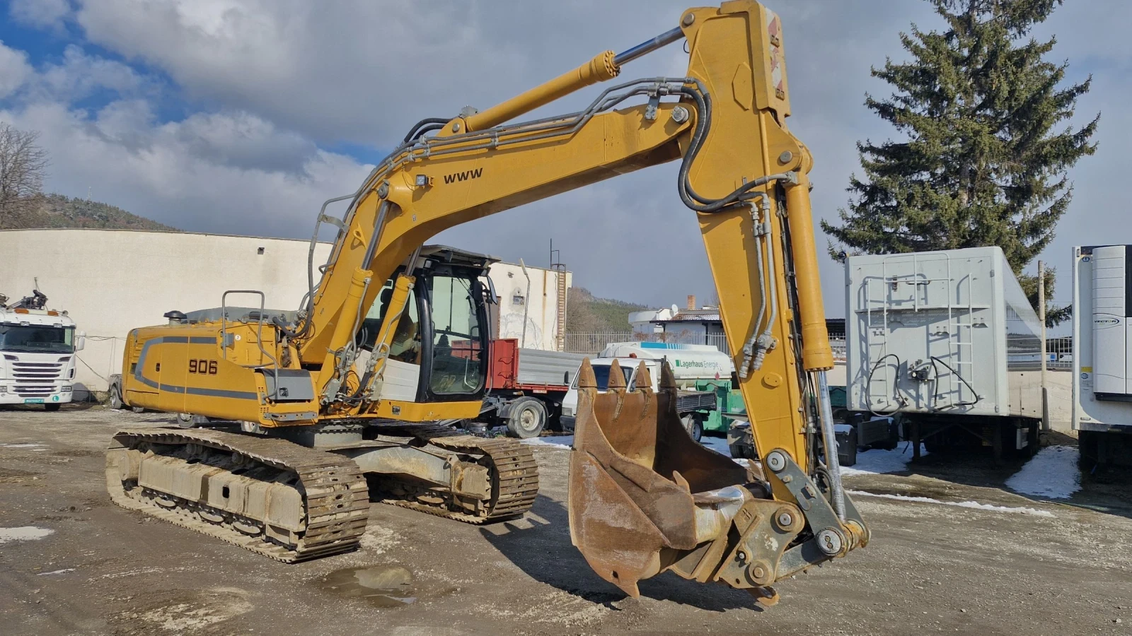 Багер Liebherr R 906 23 300 ТОНА - изображение 2