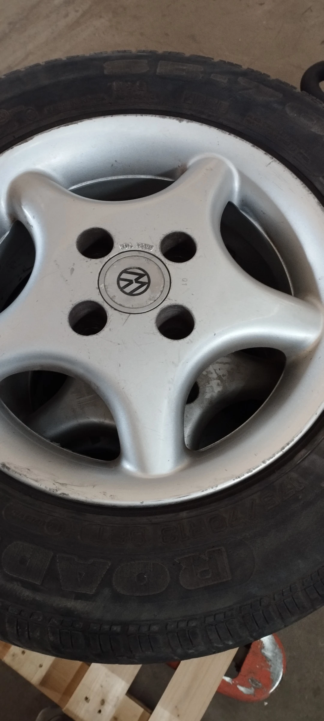 ���� � ������ 175/70R13 | Mobile.bg � ����������� 3