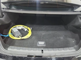 BMW 330 Plug-in Hybrid 330e Xdrive, снимка 16