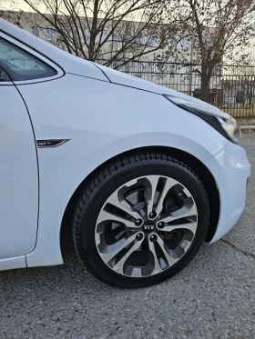 Kia Ceed 1.6 CRDI GT Line 6ck., снимка 5