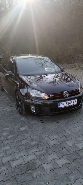 VW Golf 2.0 тси GTI, снимка 2
