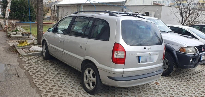 Opel Zafira Eco M Метан, снимка 2 - Автомобили и джипове - 47030346