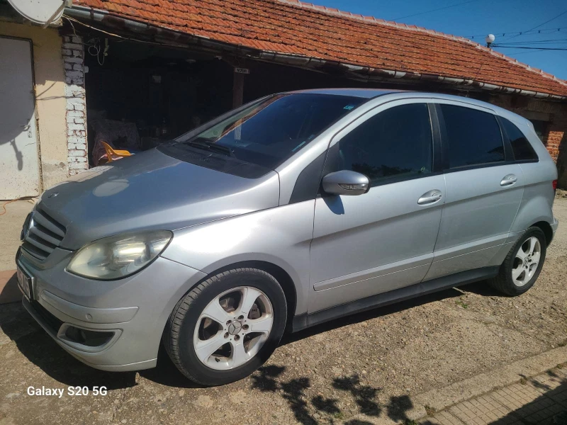 Mercedes-Benz B 180 CDI, Kожен Салон, Автоматик, снимка 4 - Автомобили и джипове - 47286247