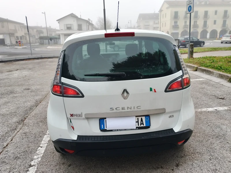 Renault Scenic X mode, снимка 2 - Автомобили и джипове - 48159300