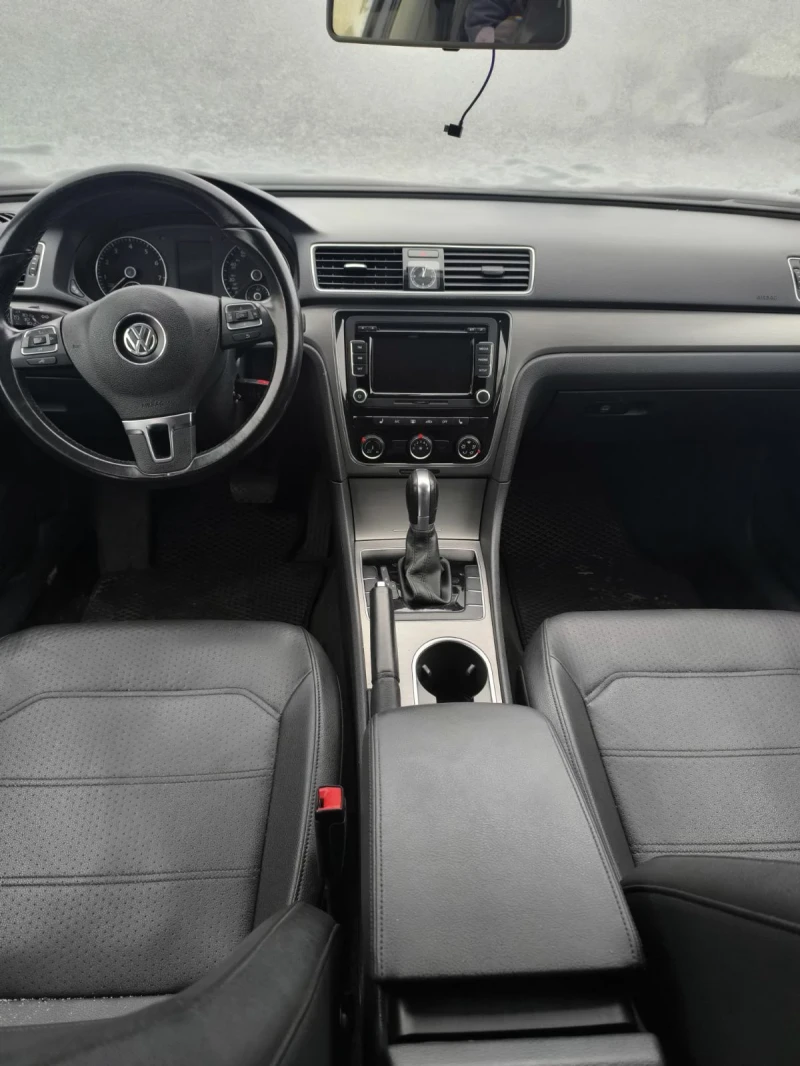 VW Passat 1.8 tsi, снимка 5 - Автомобили и джипове - 49032388