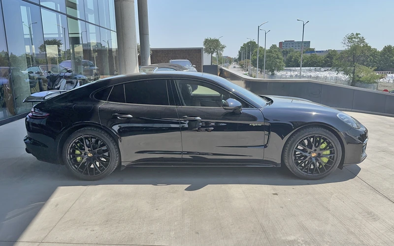Porsche Panamera Turbo S E-Hybrid, снимка 3 - Автомобили и джипове - 50950957