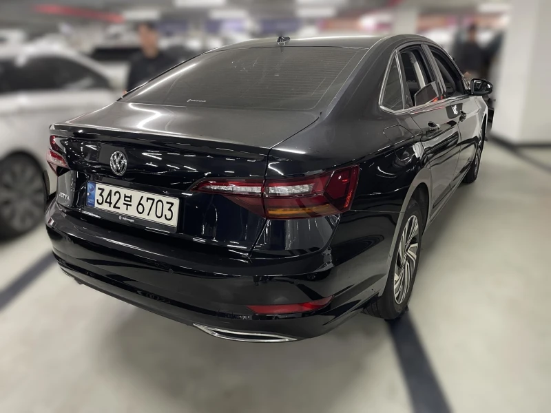 VW Jetta 1.4TSI / Сервизна история !!!, снимка 4 - Автомобили и джипове - 52754422