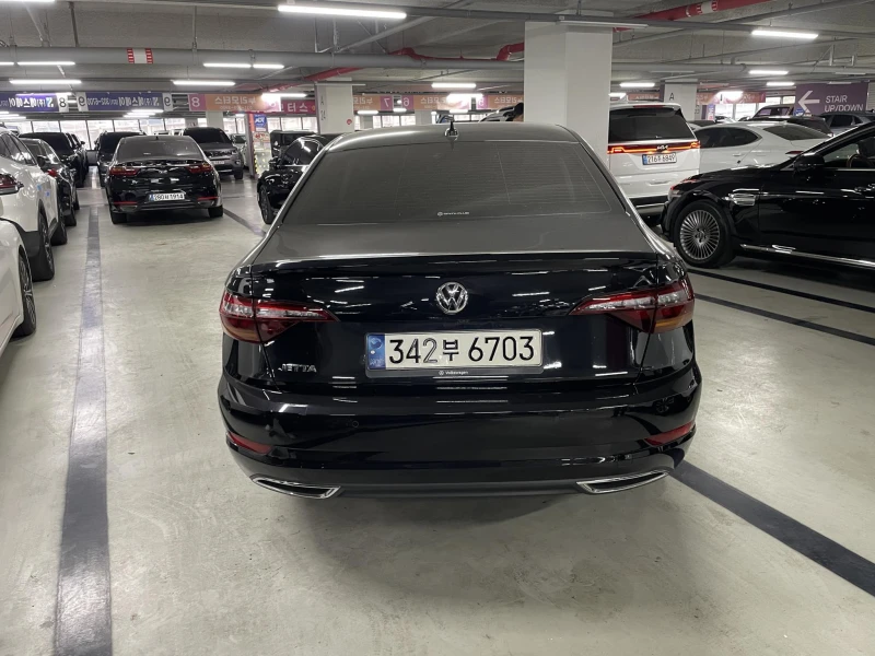 VW Jetta 1.4TSI / Сервизна история !!!, снимка 3 - Автомобили и джипове - 52754422