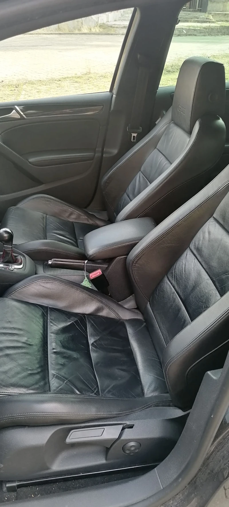 VW Golf 2.0 тси GTI, снимка 6 - Автомобили и джипове - 52947161