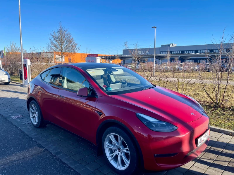 Tesla Model Y Long Range AWD