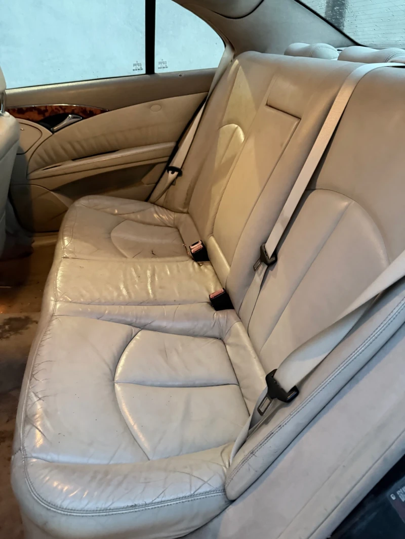 Mercedes-Benz E 270, снимка 7 - Автомобили и джипове - 53026054