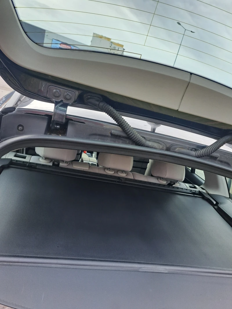 Mercedes-Benz C 200 2.2 CDI, снимка 11 - Автомобили и джипове - 53053452