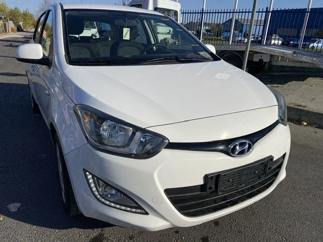 Hyundai I20 1.2-БЕНЗИН-ЗАВОДСКА ГАЗ BRC-2014г.FACELIFT - изображение 8