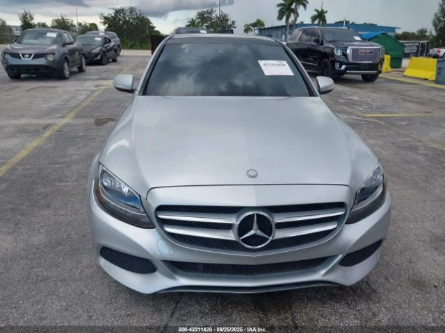 Mercedes-Benz C 300  - изображение 8