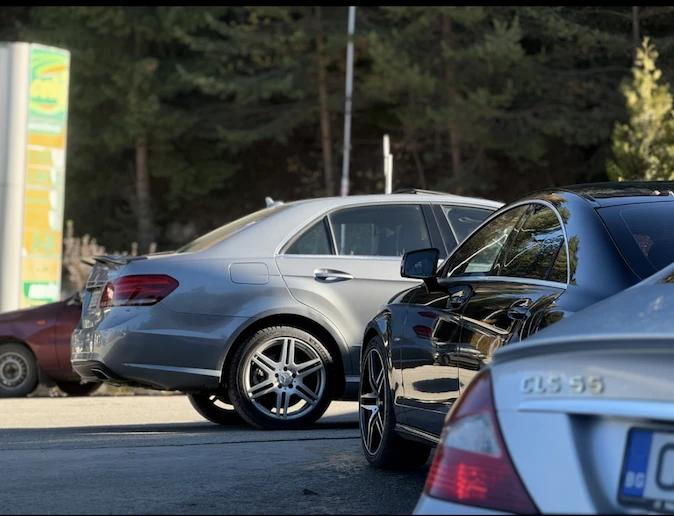 Mercedes-Benz E 500 E500 4Matic , 7G-Tronic, * AMG Пакет, снимка 2 - Автомобили и джипове - 53223310