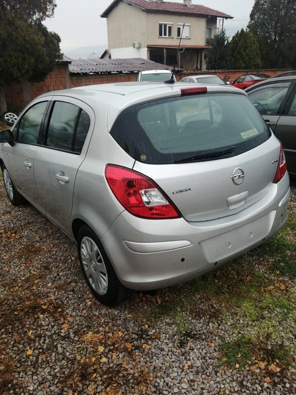 Opel Corsa  - изображение 8