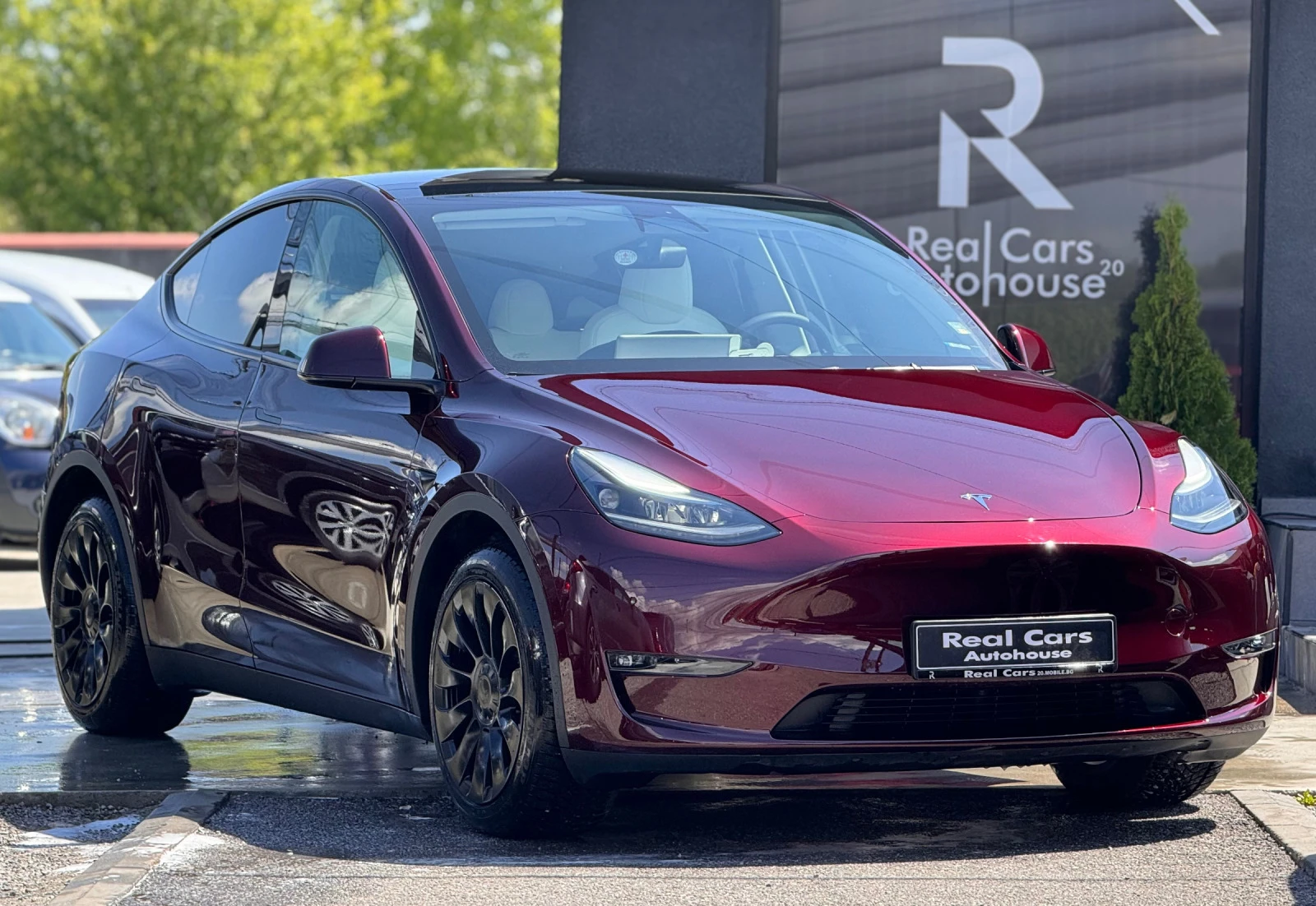 Tesla Model Y Long RANGE* DUAL MOTOR* Удължена Гаранция*  - [1] 