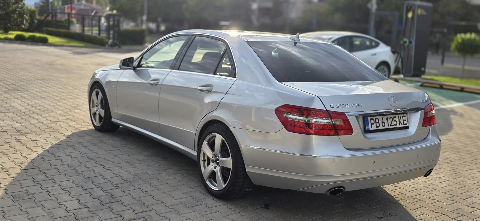 Mercedes-Benz E 350 AVANGARD - изображение 4