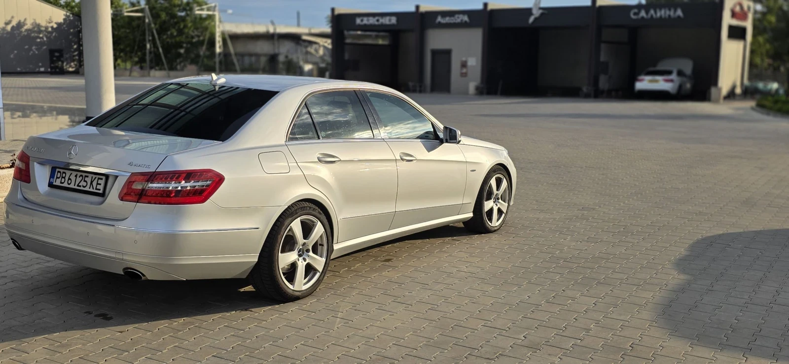 Mercedes-Benz E 350 AVANGARD - изображение 6