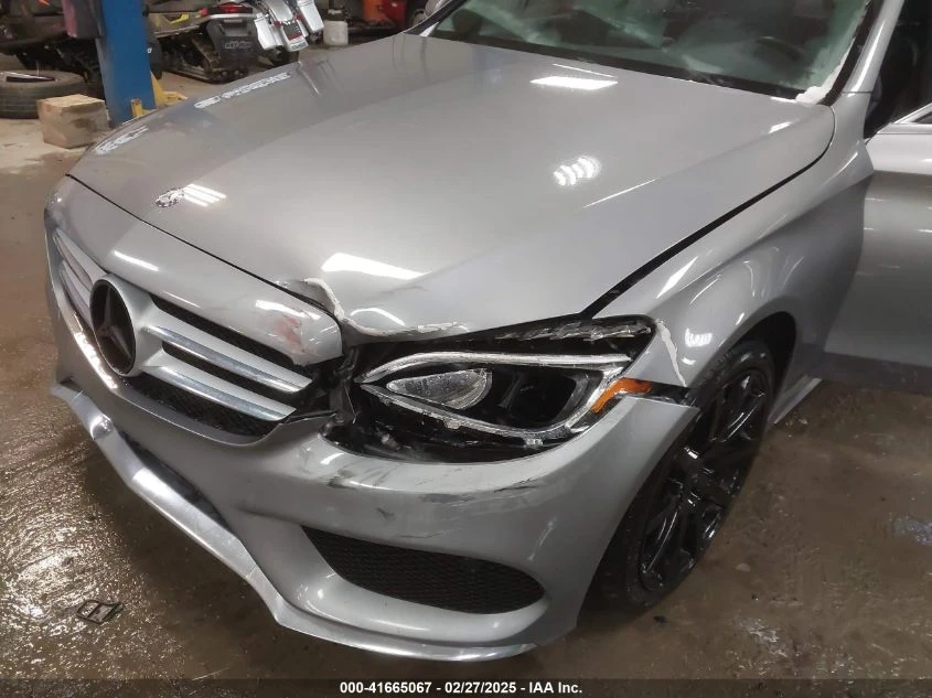 Mercedes-Benz C 400 2015 MERCEDES-BENZ C 400 4MATIC - изображение 4