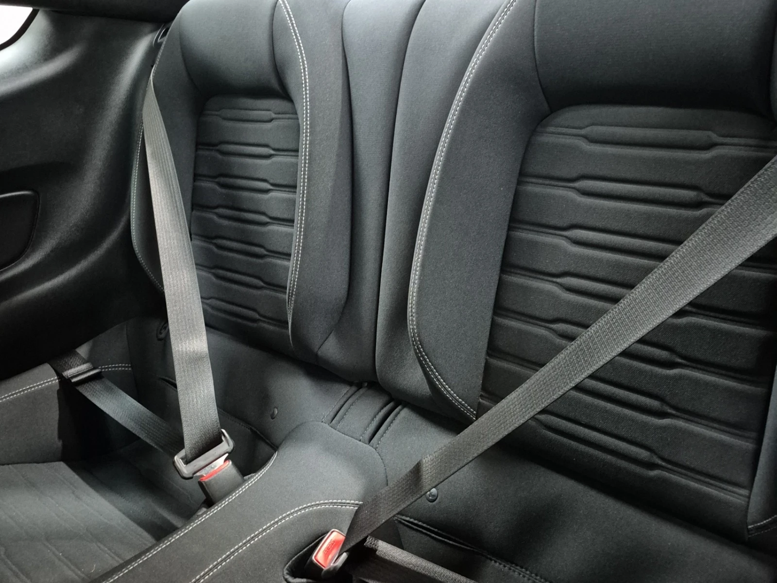 Ford Mustang * * CARFAX * *   * *  | Mobile.bg   11