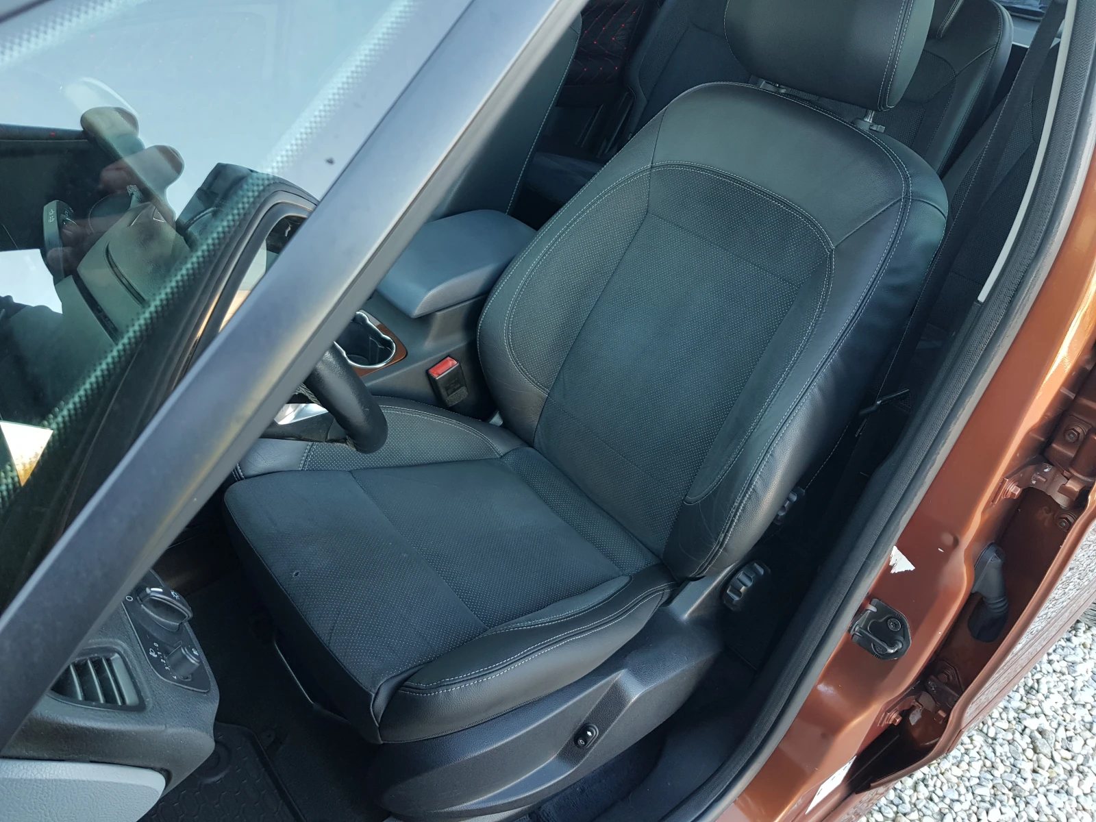 Ford S-Max 2.0 TDCI-140..   6+ 1   | Mobile.bg   9