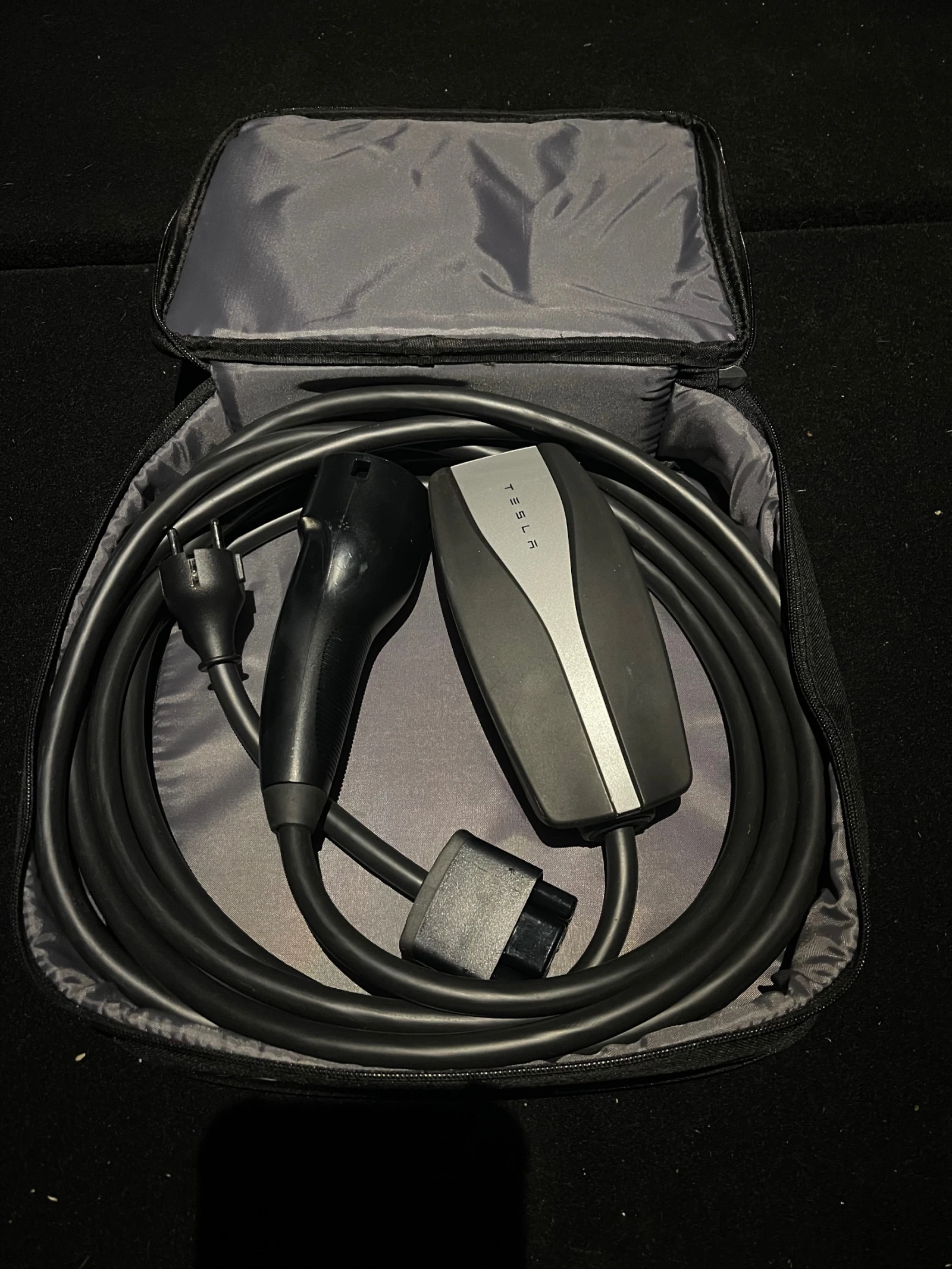 Tesla Model Y Long Range AWD - изображение 7