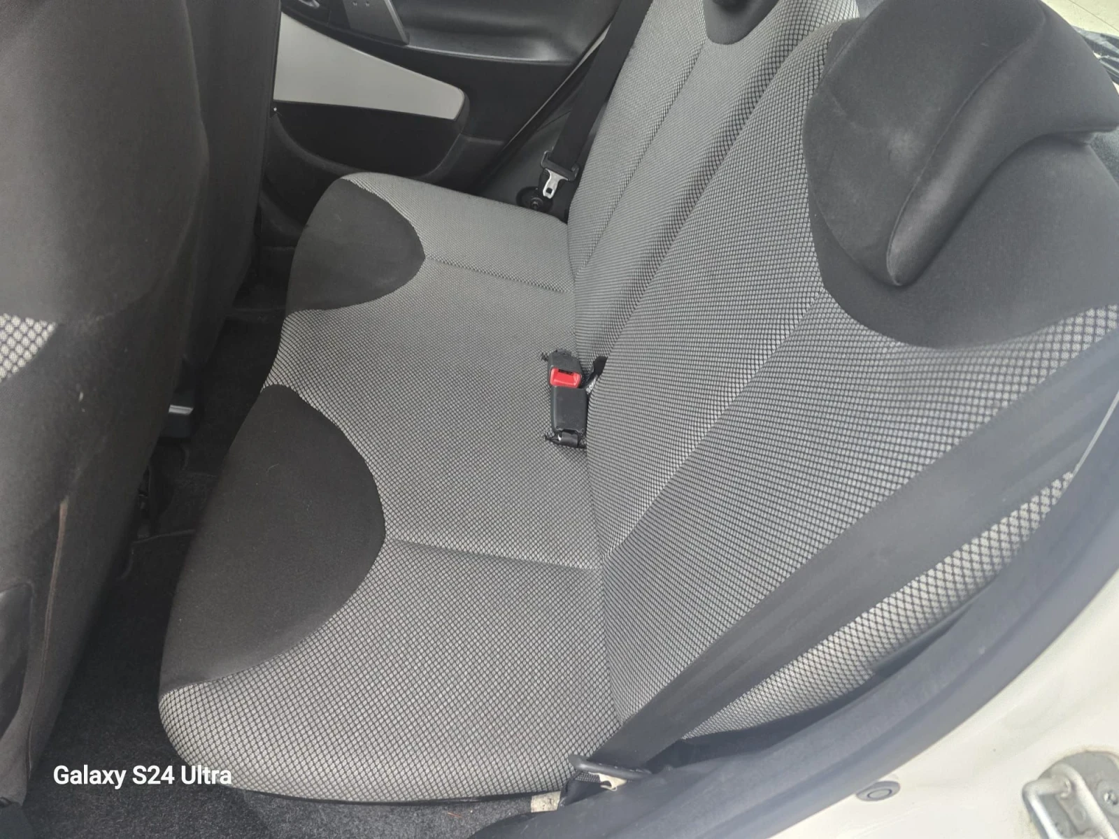 Toyota Aygo 1.0i ���������  | Mobile.bg � ����������� 13