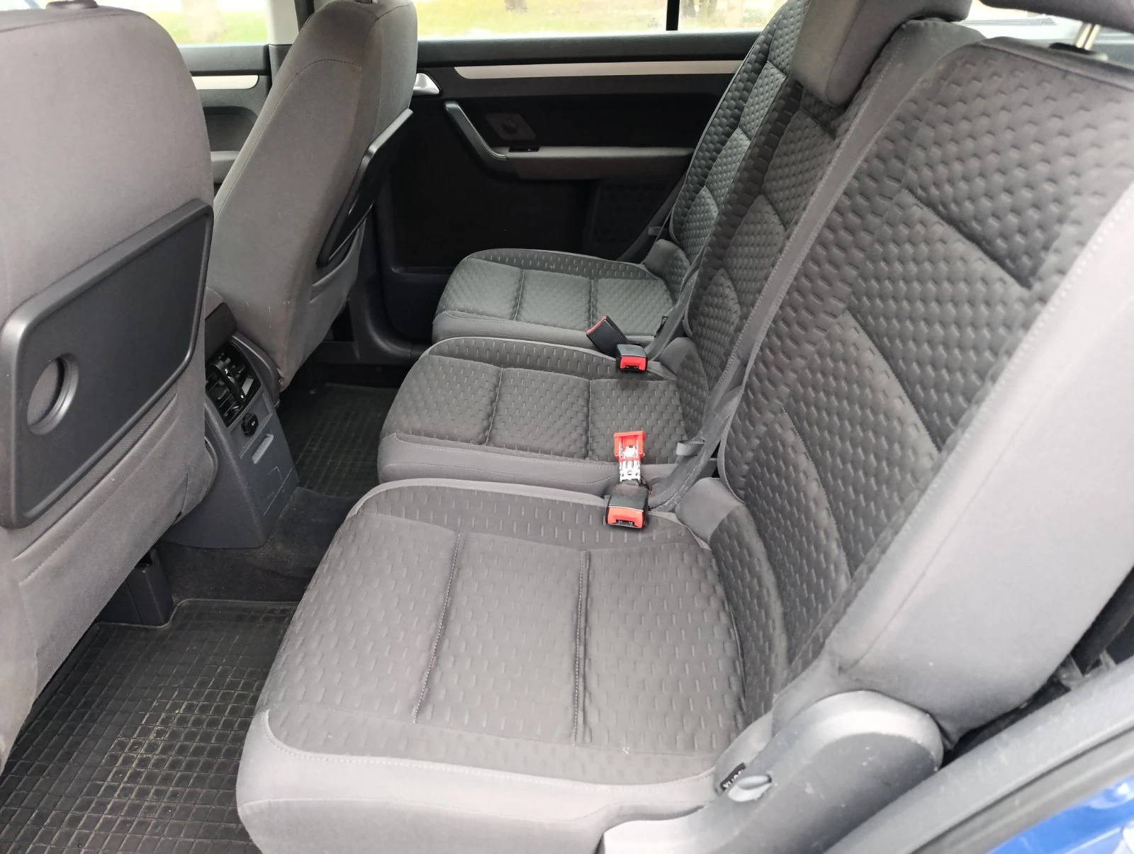 VW Touran 7 ����� / 1.9 TDI 105 �.�. BLS | Mobile.bg � ����������� 15