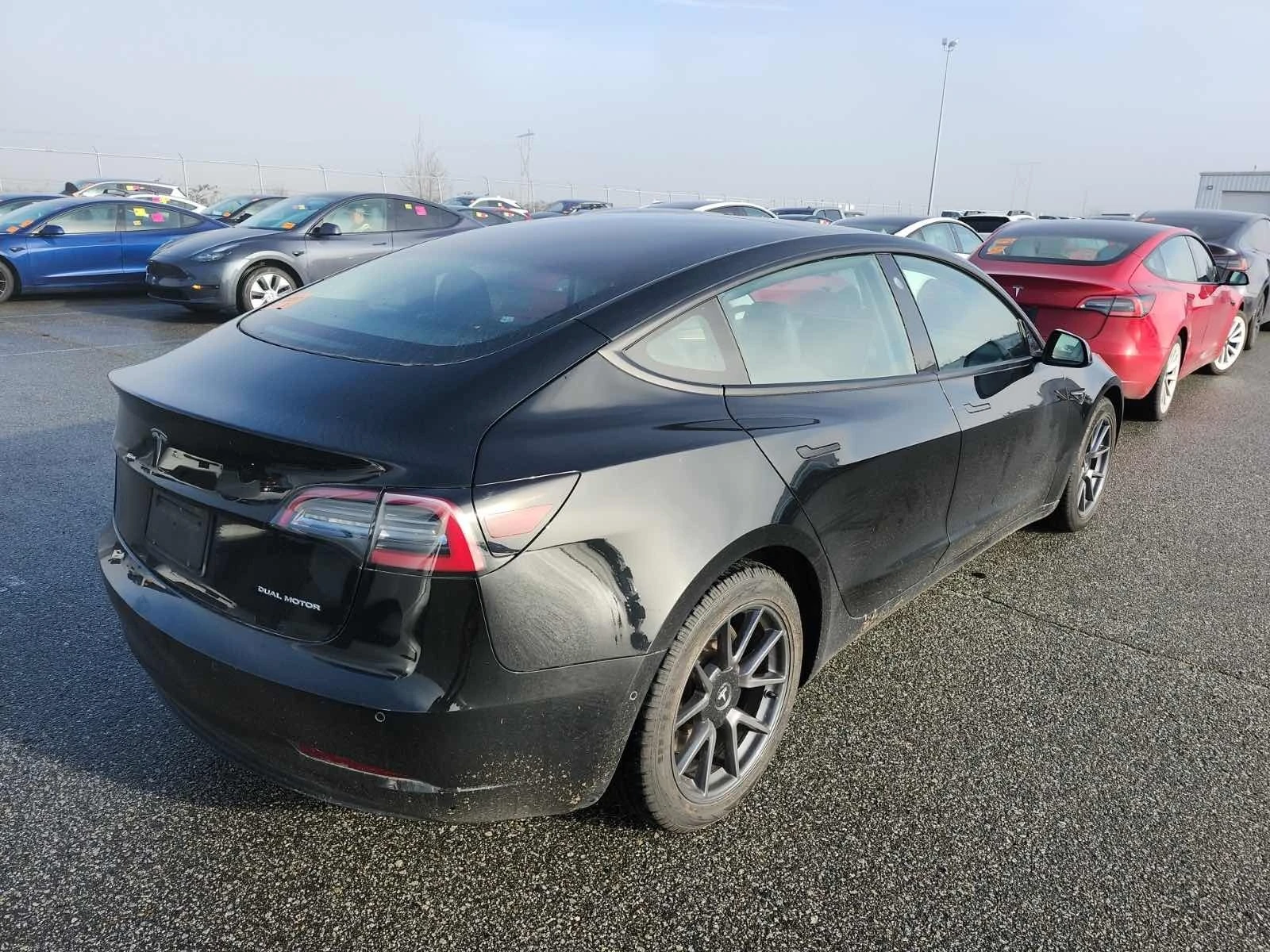 Tesla Model 3 * * LONG RANGE* * CARFAX * * АВТО КРЕДИТ * *  - изображение 3