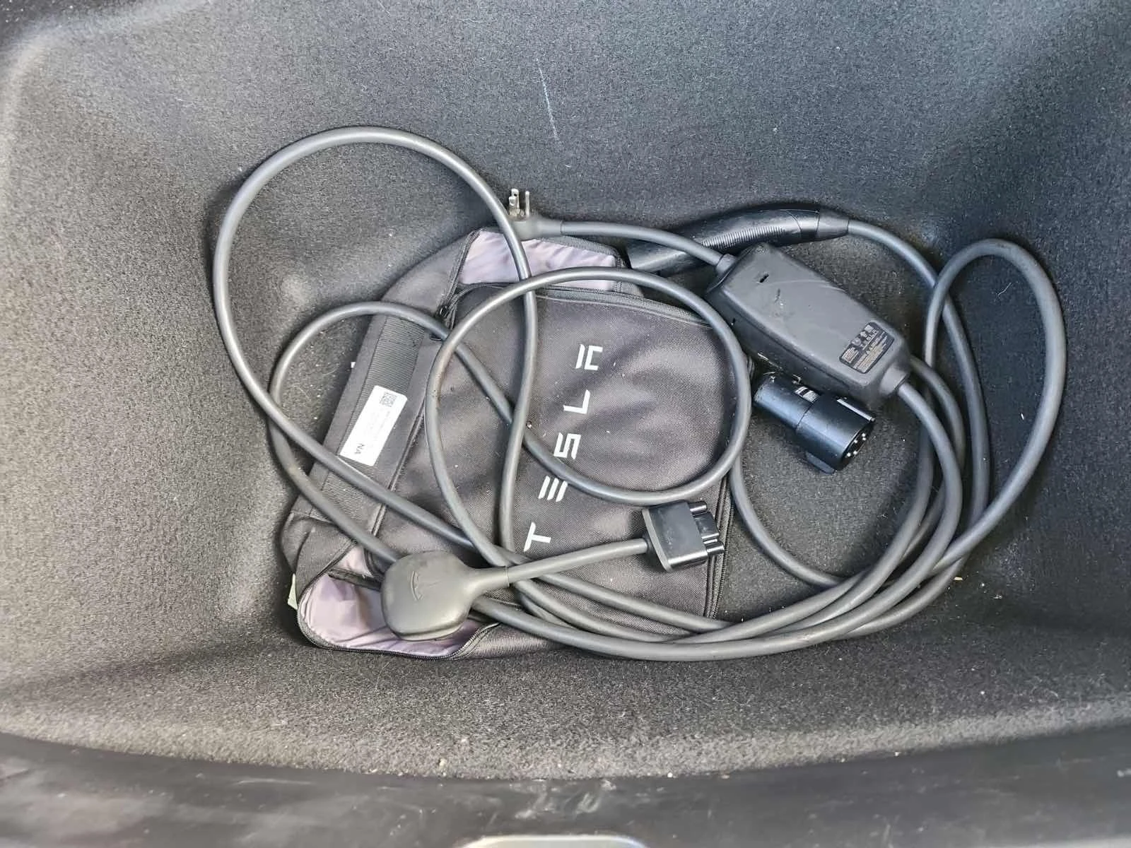 Tesla Model 3 * * LONG RANGE* * CARFAX * * АВТО КРЕДИТ * *  - изображение 10