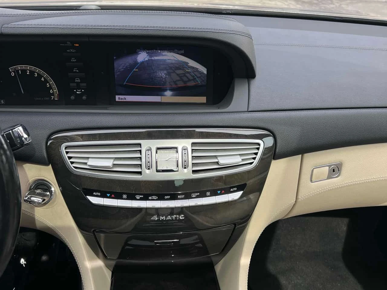 Mercedes-Benz CL * 5.5L 4MATIC * 2 КЛЮЧА* PANO* KEYLESS* ПОДГРЕВ* , снимка 9 - Автомобили и джипове - 53966710