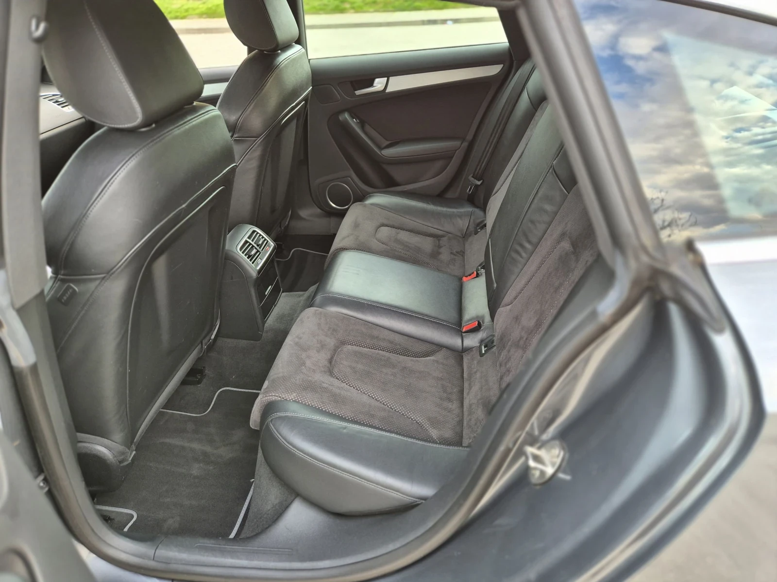 Audi A5 3.0TDI FacеLif 3xS Line Quattro Панорама Печка B&O, снимка 14 - Автомобили и джипове - 53985505