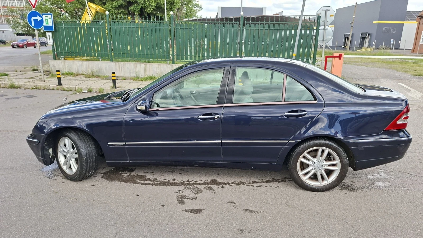 Mercedes-Benz C 220 НОВ ВНОС!!!, снимка 3 - Автомобили и джипове - 54675040