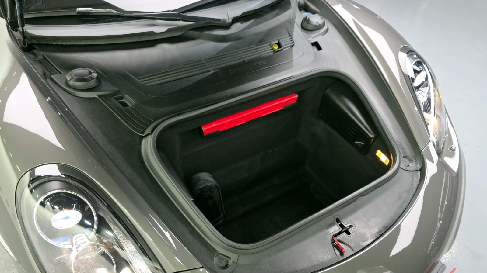 Porsche Cayman АВТОКРЕДИТ* ПОДГРЕВ* ОБДУХВАНЕ* BOSE* ГЕНЕРАЦИЯ* , снимка 4 - Автомобили и джипове - 54682653